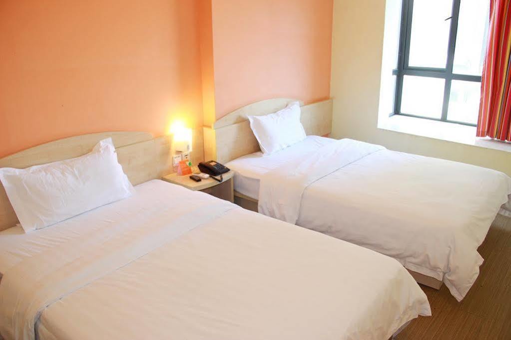 7Days Inn Dalian Harbour Square Ferry Terminal المظهر الخارجي الصورة