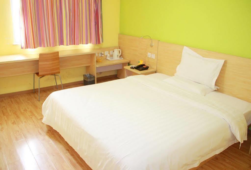 7Days Inn Dalian Harbour Square Ferry Terminal المظهر الخارجي الصورة